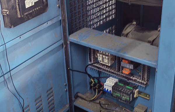 生產(chǎn)控制柜、水阻柜企業(yè)，維護、維修