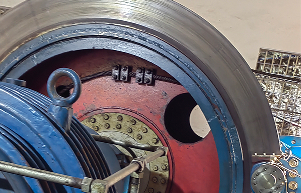 生產(chǎn)控制柜、水阻柜企業(yè)，維護、維修