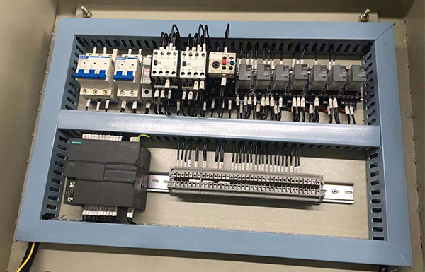 生產(chǎn)控制柜、水阻柜企業(yè)，維護(hù)、維修